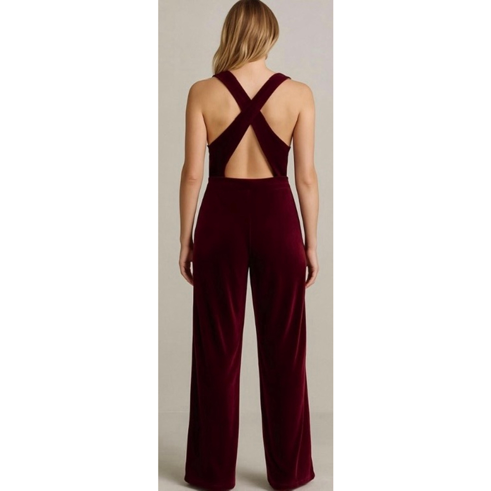 Romoeo & Juliet velvet jumper size women's medium PTP 19” inseam 31” - Picture 2 of 7